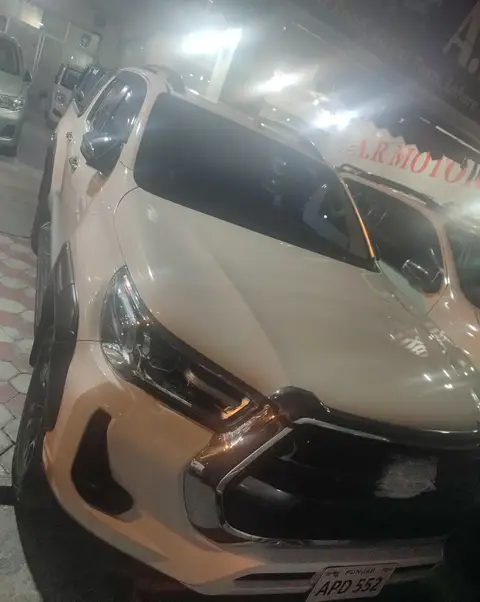 Toyota Hilux 2021