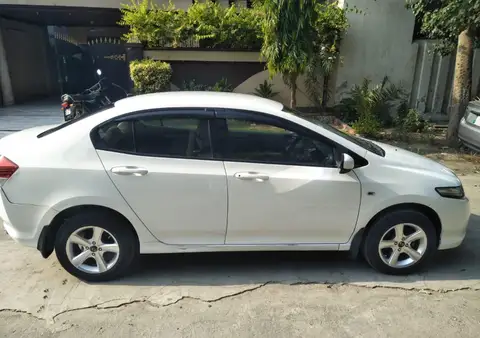 Honda City 2011