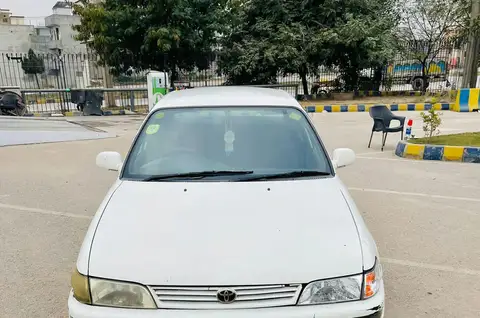 Toyota Corolla 2000