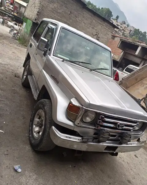 Toyota Land Cruiser 1986