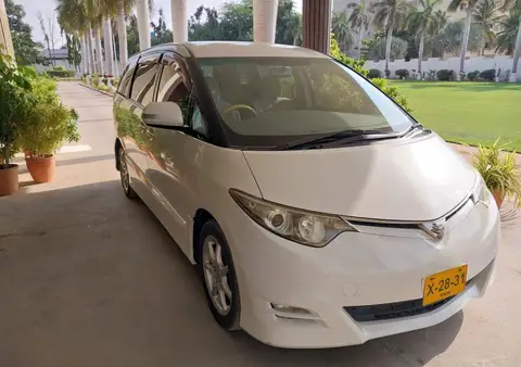 Toyota Estima 2008