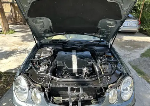 Mercedes Benz E Class 2004