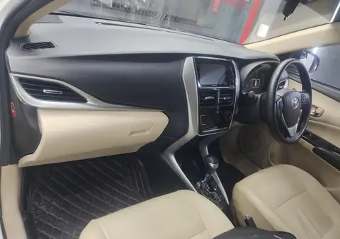 Toyota Yaris 2021