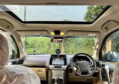 Toyota Prado 2018