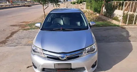 Toyota Corolla Fielder 2015
