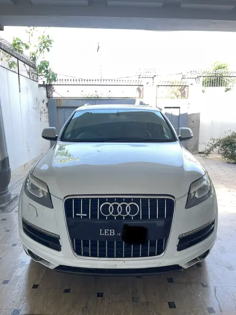 Audi Q7 2012