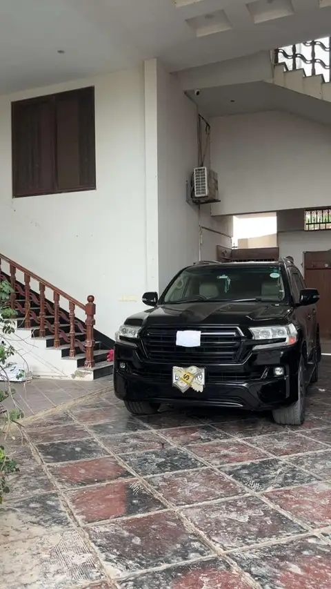 Toyota Land Cruiser Zx